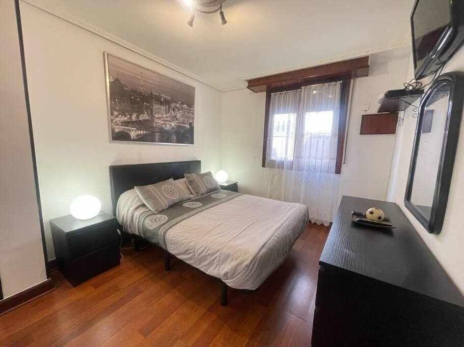 Goiz Etxea Acogedor Piso En La Parte Antigua Lägenhet Bermeo Exteriör bild