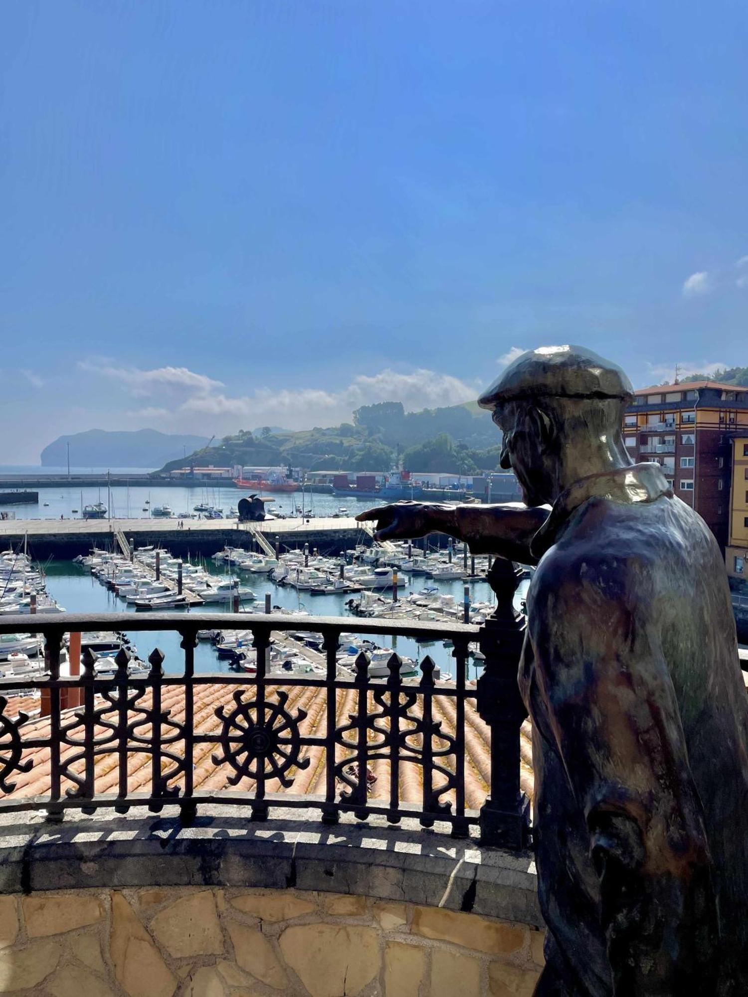 Goiz Etxea Acogedor Piso En La Parte Antigua Lägenhet Bermeo Exteriör bild